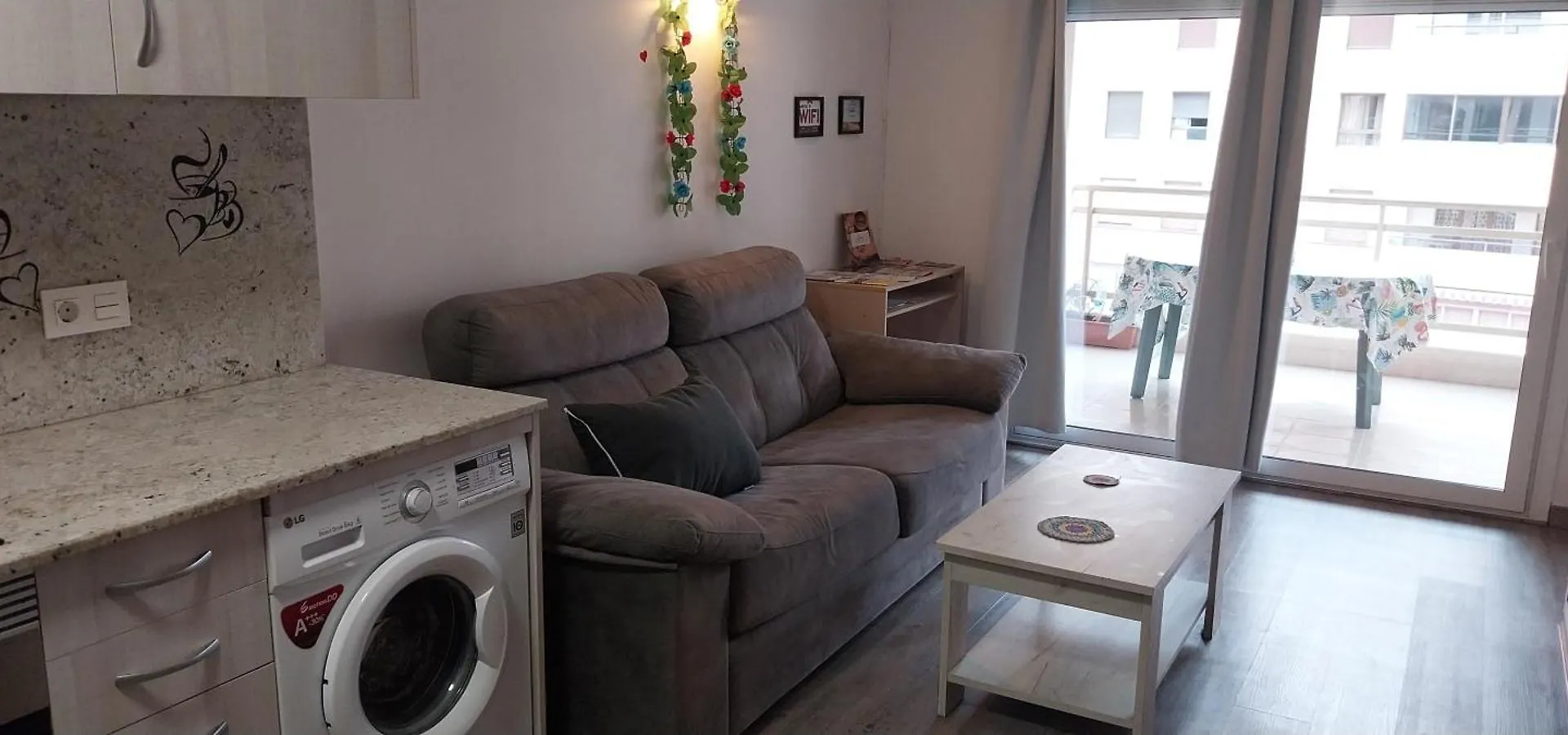 Apartament Vacaciones En Pineda Con 2 Piscinas, Playa A 5 Min La Pineda